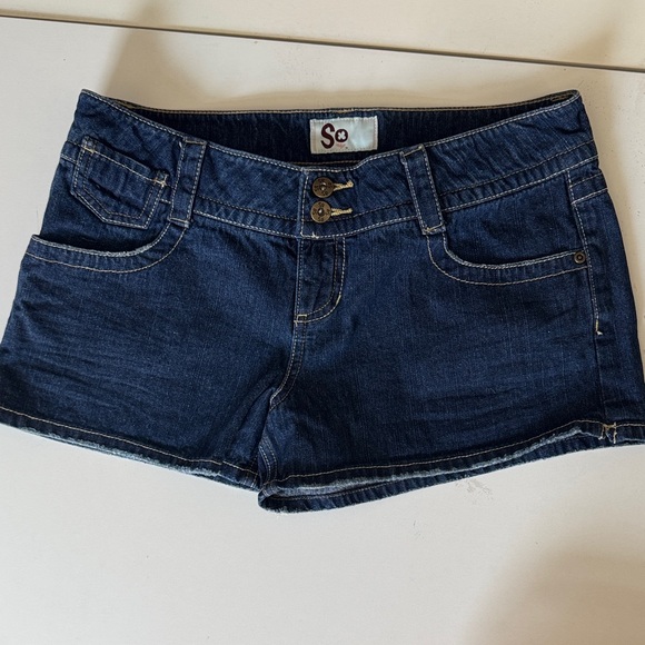 SO Pants - SO Women's Dark Blue Jean Shorts size 11